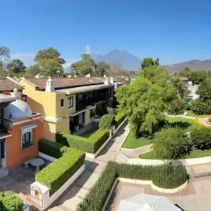 villa-colonial.guatemalaantiguahotels.com/