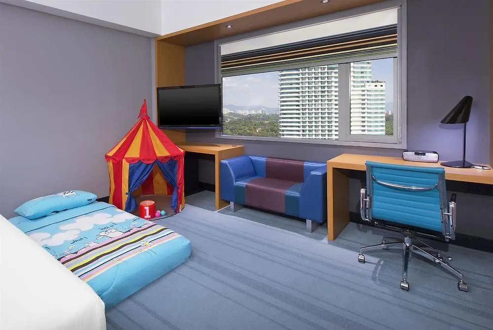 Aloft Kuala Lumpur Sentral Hotel