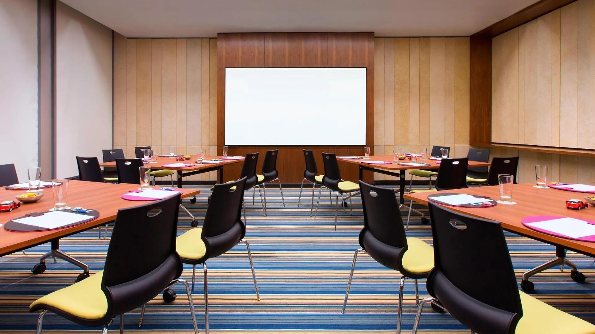 Aloft Kuala Lumpur Sentral Hotel 4*,  Malaysia